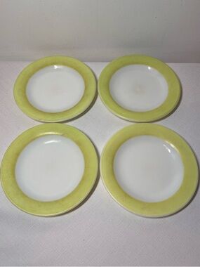 Set of 4 Vintage PYREX 6 3/4" SIDE PLATES  With Lime Green Band